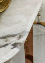 Эксклюзивная консоль из мрамора с хрустальными элементами для прихожей в стиле французского шика — фото 5