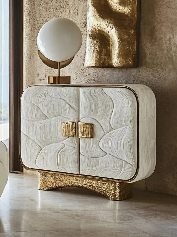 Белый декоративный буфет BIANCO с золотыми акцентами — фото 1