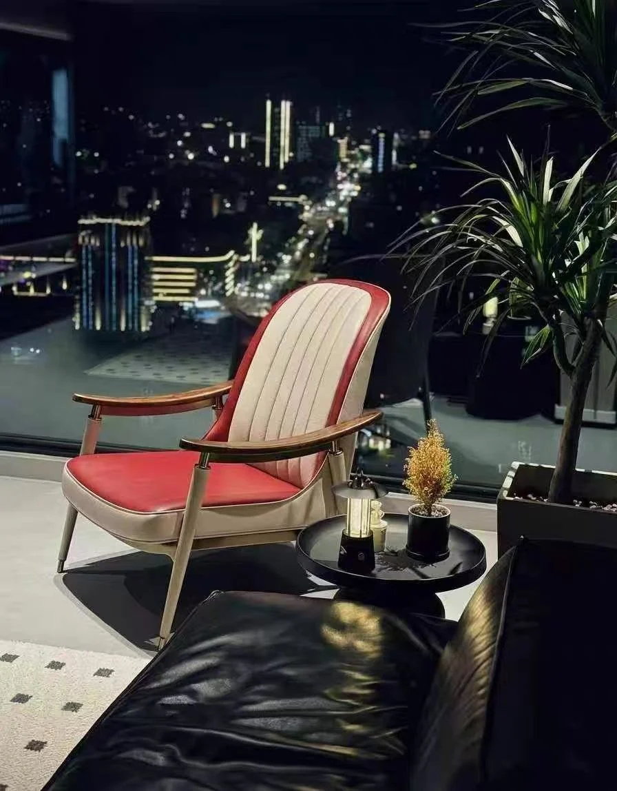 Реальное фото клиента: кресло Mid-Century