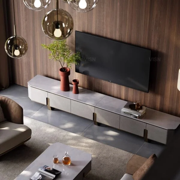 Тумба под телевизор LUXURY VISN 220 см: светлый корпус под камень, латунные Г-образные опоры и ящики без ручек
