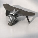 Дизайнерский письменный стол Zagi «Двигатель» с декоративным блоком V8, 3 цвета — фото 3